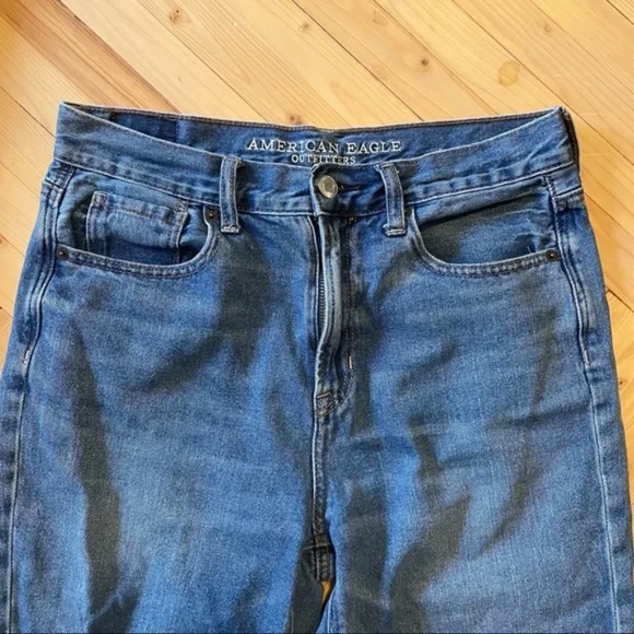 American Eagle Mom Jeans - Picture 3 of 8
